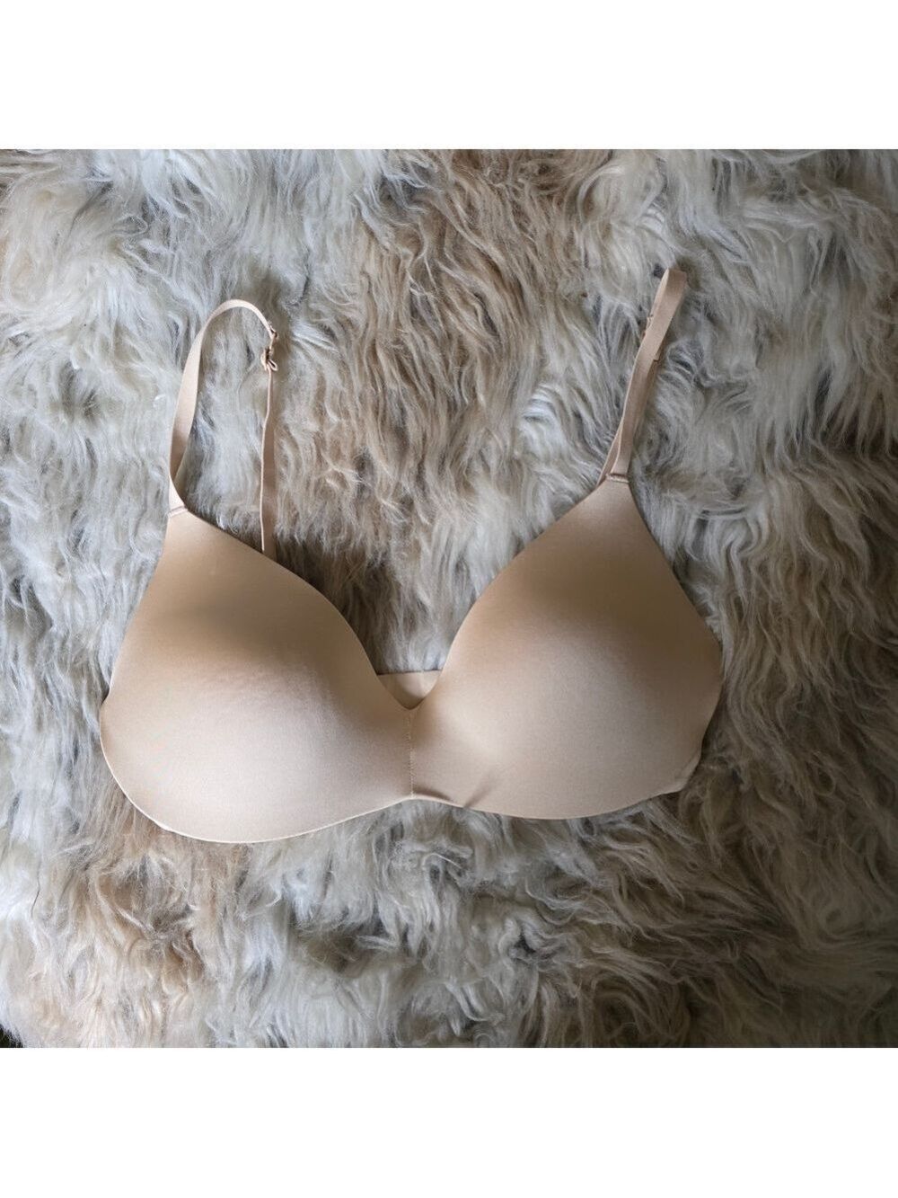 Skims Seamless Bra Nude